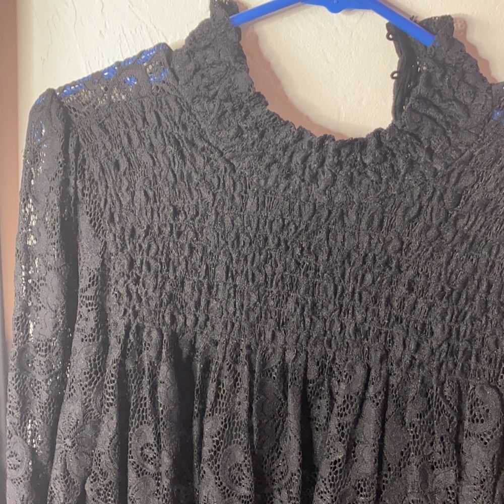 Black Lace Blouse - Picture 2 of 5